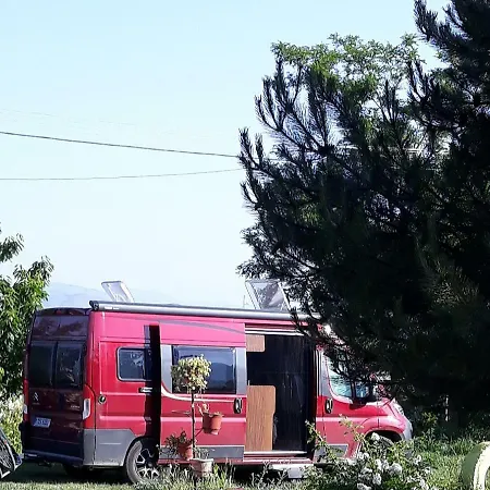Vila Verd בית הארחה *